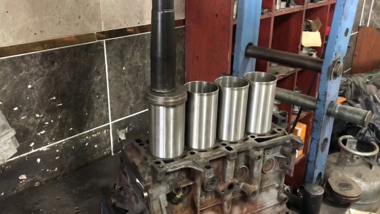 MOTOR GÖMLEK DEĞİŞİMİ, PRES, TORNA
